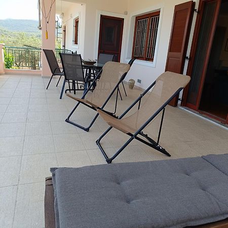 Baitani Villa Λουτρά Ωραίας Ελένης Εξωτερικό φωτογραφία