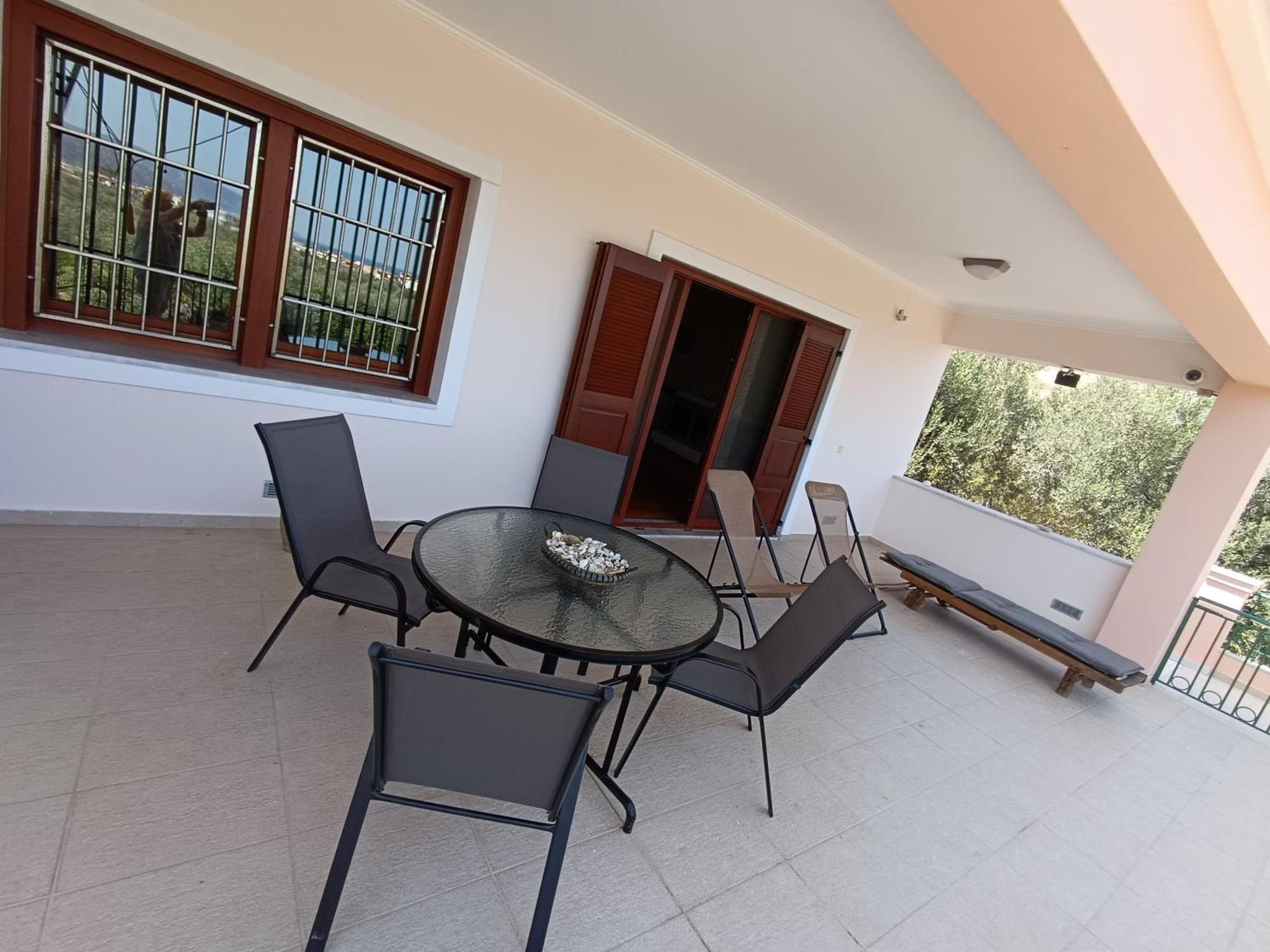 Baitani Villa Λουτρά Ωραίας Ελένης Εξωτερικό φωτογραφία